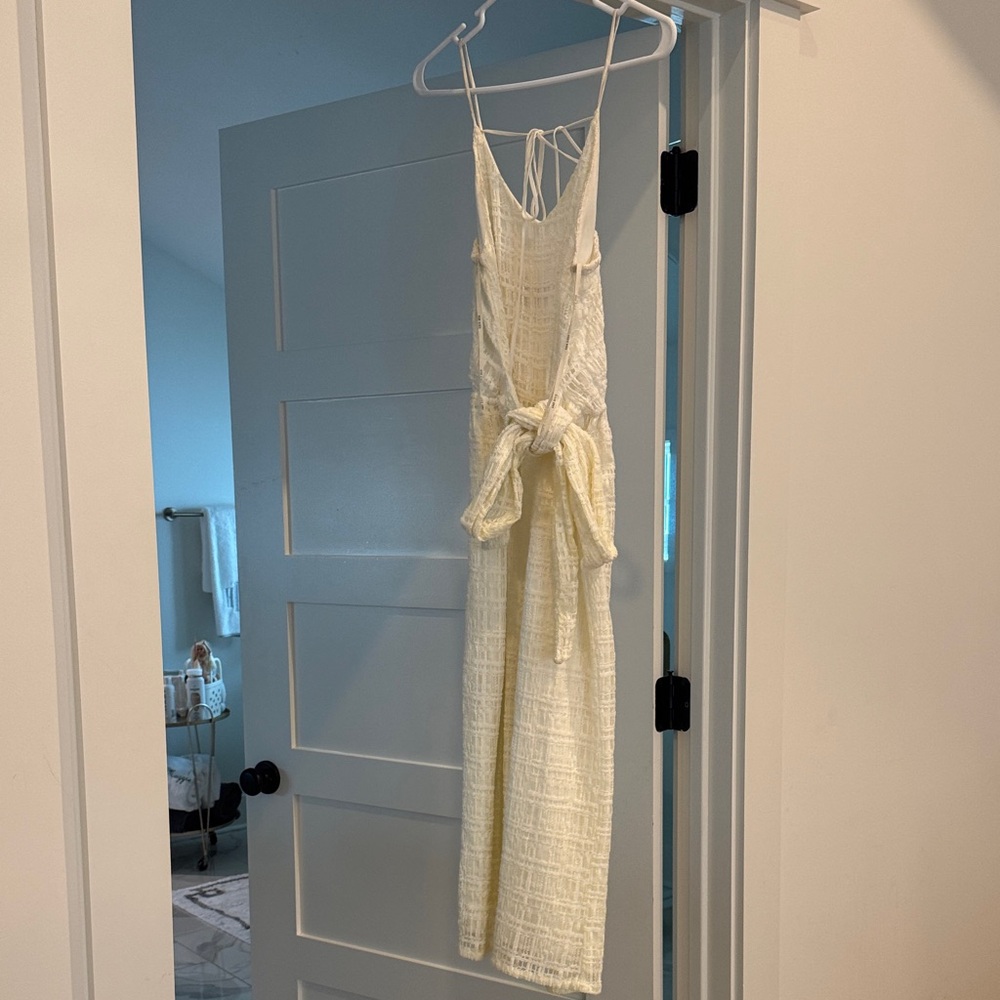 Moon River Ivory Tie-Front jumpsuit